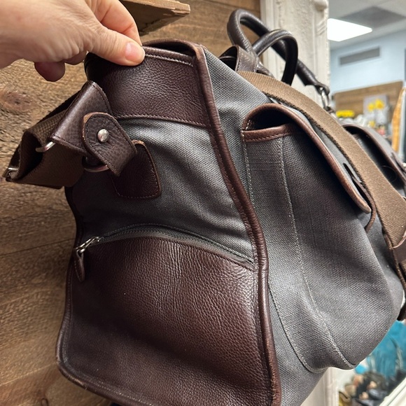 👜 Ghurka Express No. 2 Canvas & Leather Messenger Bag | USA Made - Picture 5 of 16